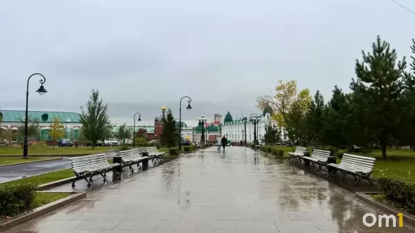 Снег, гололедица и резкое потепление: погода удивит омичей в конце октября