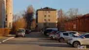В Омске назвали улицы, где появится больше всего платных парковок