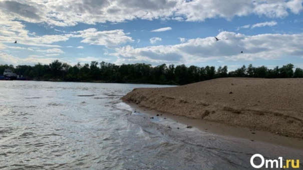 Сегодня ожидается пик воды в Иртыше в Омске