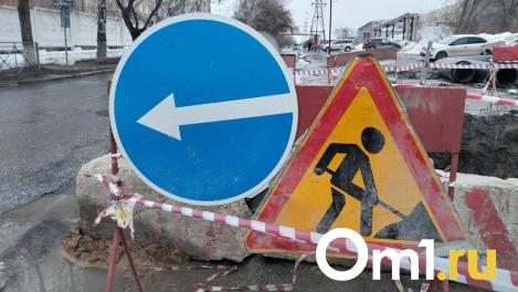 С наступлением тепла в Новосибирске начали активно ремонтировать дорожную сеть