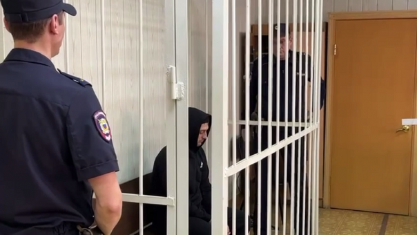 В Омской области задержали мужчину, который убил четырёхлетнего ребёнка и истязал его сестёр