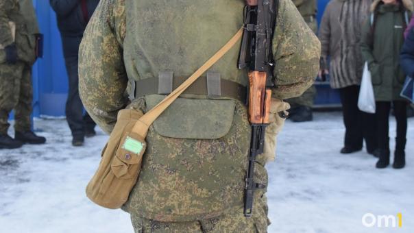 Теперь без повестки. С 1 апреля изменится порядок призыва омичей в армию