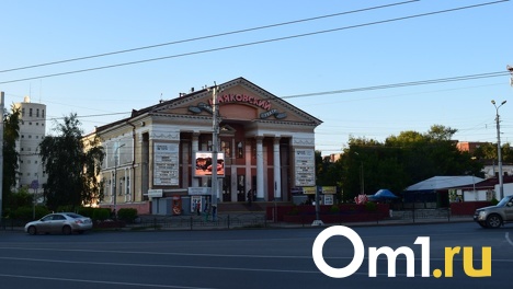 На аварийном кольце у кинотеатра «Маяковский» в Омске может появиться светофор