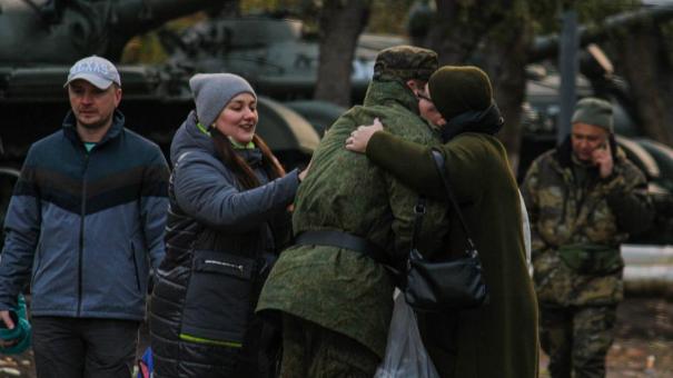 Как встречают Новый год на передовой: рассказы бойцов, волонтёров и ветеранов из Новосибирска