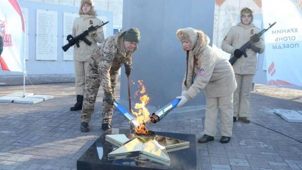 В Марьяновке к сетевому газу подключили мемориальный комплекс с Вечным огнём