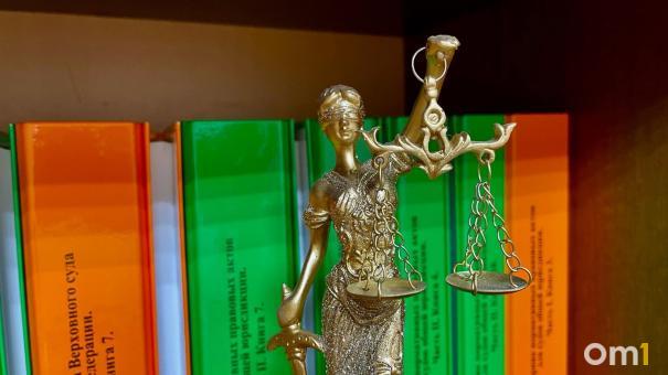 Трое мужчин получили сроки за помощь мигрантам-нелегалам в Новосибирской области