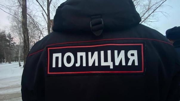 После сообщения об угрозе теракта в новосибирской гимназии № 9 началась проверка
