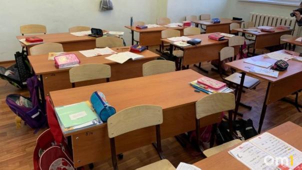 Детям мигрантов усложнили правила зачисления в школы Новосибирска
