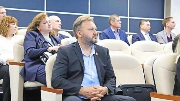 Глава Омского муниципального района Геннадий Долматов принял участие в форуме «Омская область и соотечественники: 15 лет вместе»