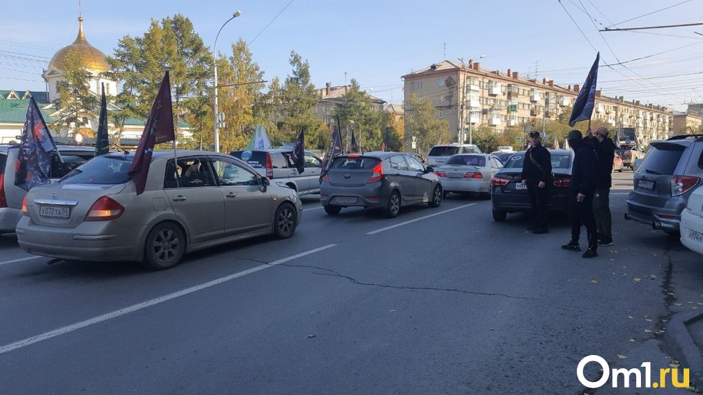 ЧВК «Вагнер» проводят автопробег в память о Пригожине в Новосибирске