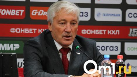 Михаил Кравец сохранил интригу в вопросе, кто из вратарей начнёт серию против «Лады»