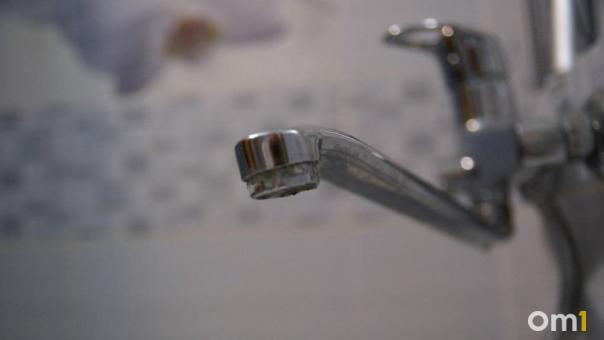 Горячая вода уйдёт на две недели: какие улицы Новосибирска попадут под гидравлические испытания