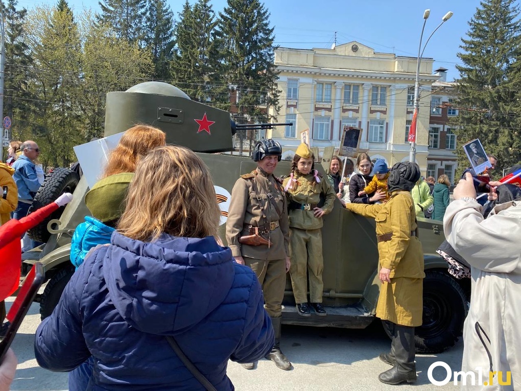 Первый автомобиль Красной армии представили на ретровыставке в Новосибирске 9 Мая