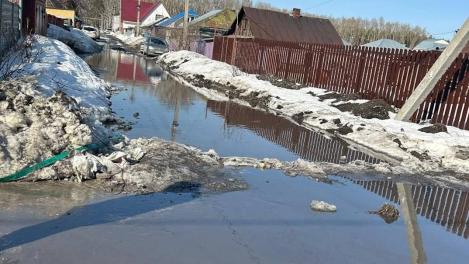 Ливнёвки не справляются: Первомайский район Новосибирска уходит под воду