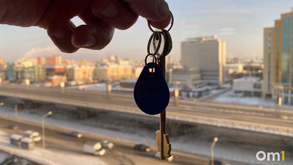 Омская область оказалась среди регионов с большими очередями на жильё для сирот