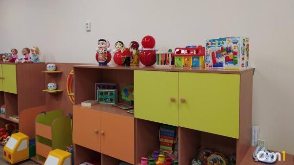Может испытать стресс: омичам рассказали, с какого возраста ребёнка надо отводить в детсад