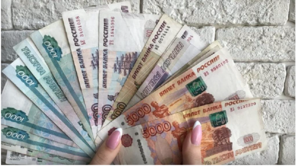 Отцы из Новосибирска будут получать 49 тысяч рублей за ребёнка