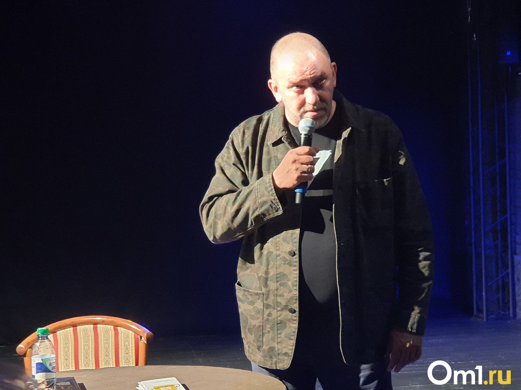 «Он – мастер молчания»: политолог Казаков в Новосибирске презентовал книгу о Путине