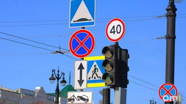 На омском Левобережье изменят схему движения на важном перекрёстке