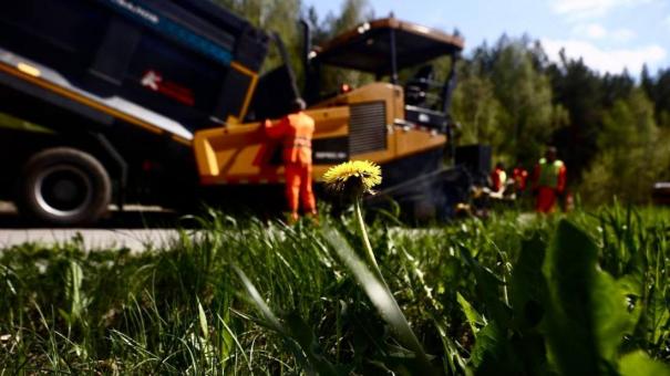 На ремонт дорог в Новосибирске выделят более 1,4 миллиарда рублей