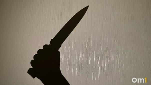 Омич во время ссоры заколол ножом молодого парня