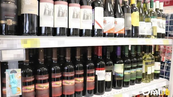 Когда закончится импортный алкоголь в новосибирских магазинах? Мнение экспертов