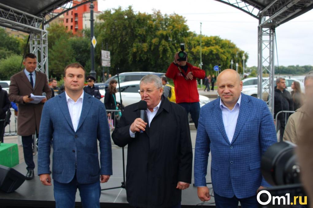 В Омске торжественно открыли вторую часть Аллеи олимпийцев