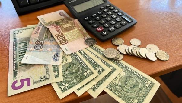 Сколько на самом деле оставляют новосибирцы чаевых в кафе и такси — цифры вас удивят