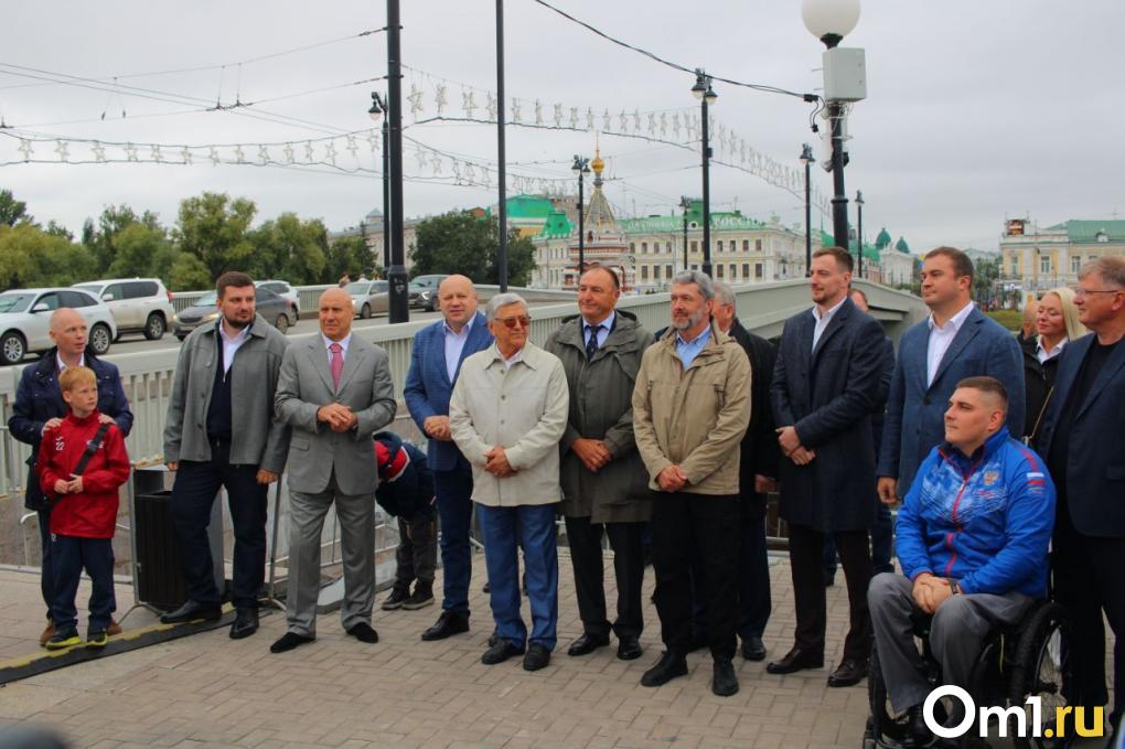 В Омске торжественно открыли вторую часть Аллеи олимпийцев