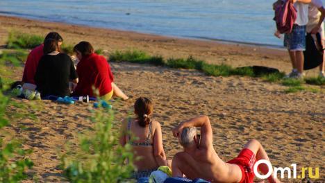 В Омске из-за жары участились вызовы скорой к хроническим больным