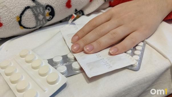 Что делать при первых признаках омикрона рассказал новосибирцам теледоктор Мясников