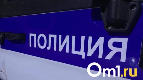 Омич рассказал о полицейском, который ворвался в его квартиру и угрожал пистолетом