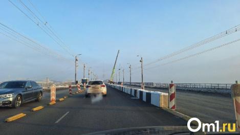 В Омске оценили скорость ремонта моста у Телецентра