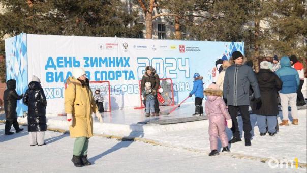 Виталий Хоценко посетил День зимних видов спорта на плацу Кадетского корпуса