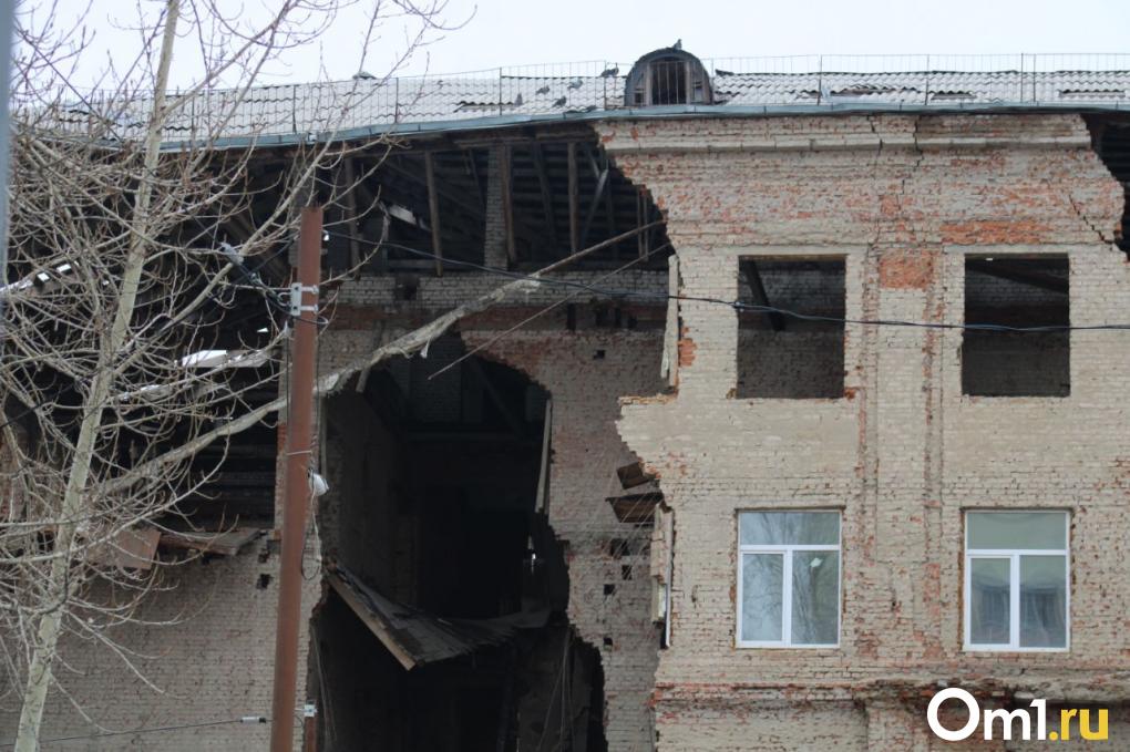 На месте аварийной школы в Омске построят новую