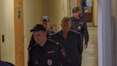 Омского педофила, который изнасиловал 9-летнюю девочку, приговорили к 20 годам колонии
