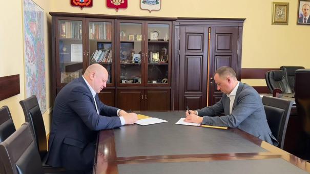 Мэр Омска Шелест и застройщик DOGMA подписали соглашение о создании экопарка