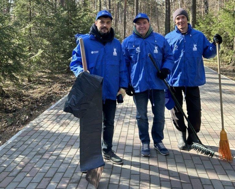Энергетики «Россети Новосибирск» провели традиционные весенние субботники и экологические акции