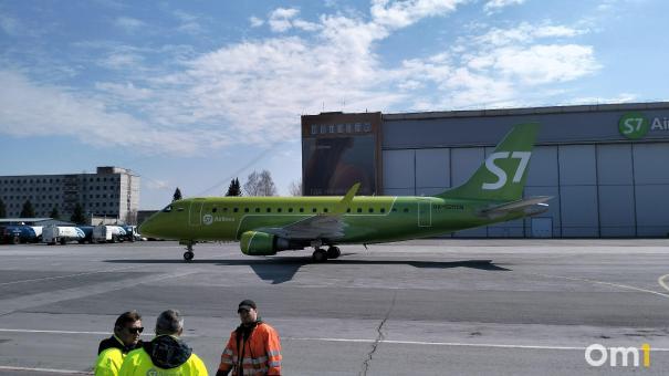 Авиакомпанию S7 наказали за отказ перевозить новосибирцев в Красноярск