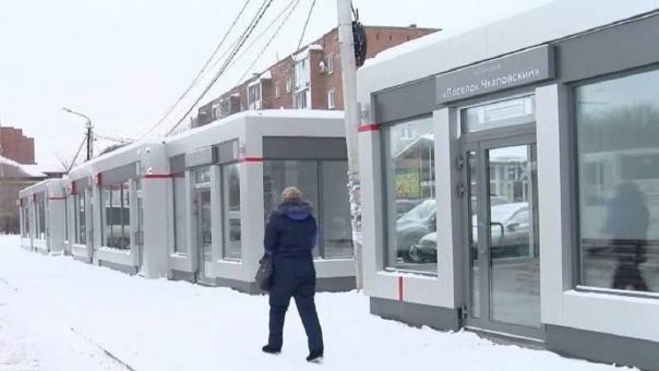 Омичам рассказали, насколько тёплыми должны быть тёплые остановки