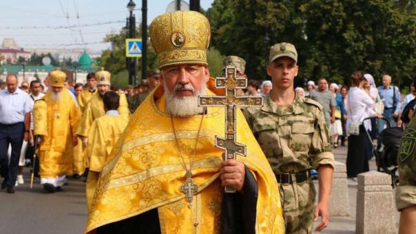 Более 7 500 человек вышли в центр города: в Омске прошёл крестный ход в честь Дня крещения Руси