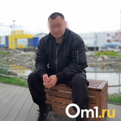 В Омске вынесут приговор сотруднику ЧОПа, который ударил дерзкого антимасочника