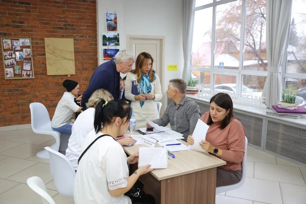 В Новосибирске проконсультировали семьи мобилизованных по мерам социальной поддержки