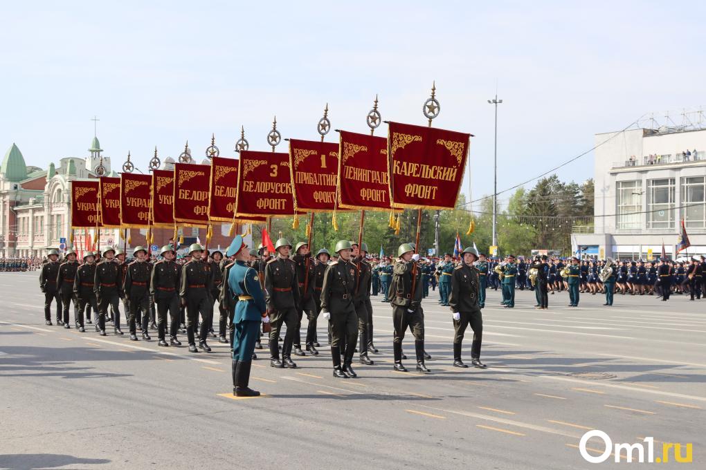2 500 военных и 30 единиц техники: Новосибирск отметил 80-летие Великой Победы