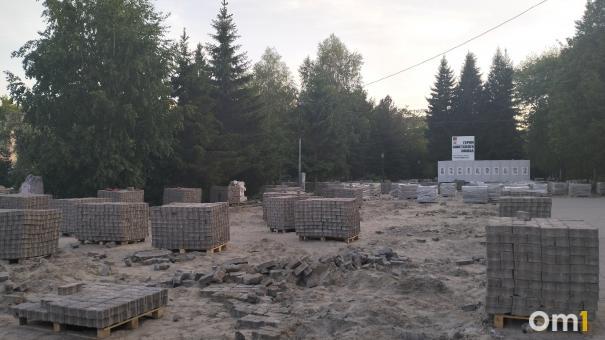 Мэр Новосибирска обвинил предпринимателей в задержке при реконструкции Первомайского сквера