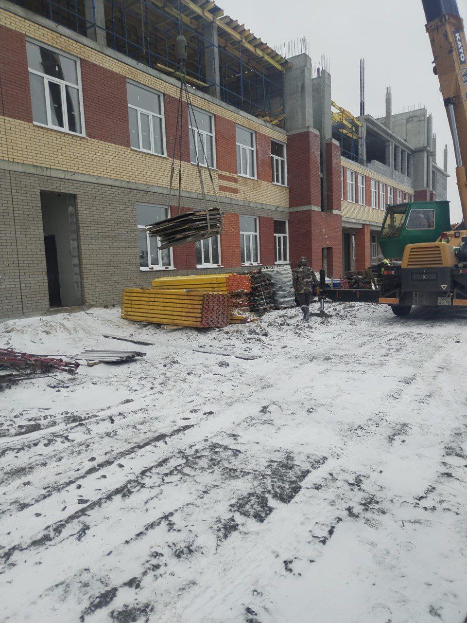 За срыв строительства школы новосибирские бизнесмены задержаны в Омской области