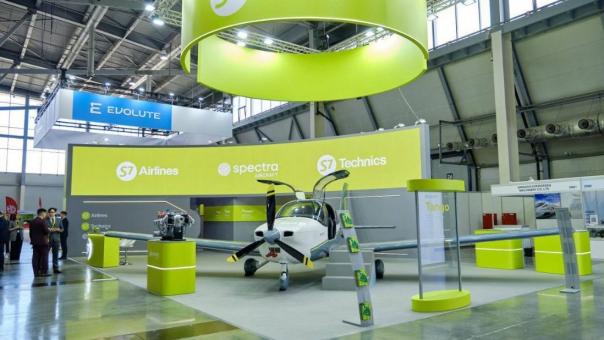 Новосибирская компания представила новый самолёт Tango на «Иннопроме-2025»