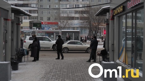 В Октябрьском округе Омска поставили пять тёплых остановок