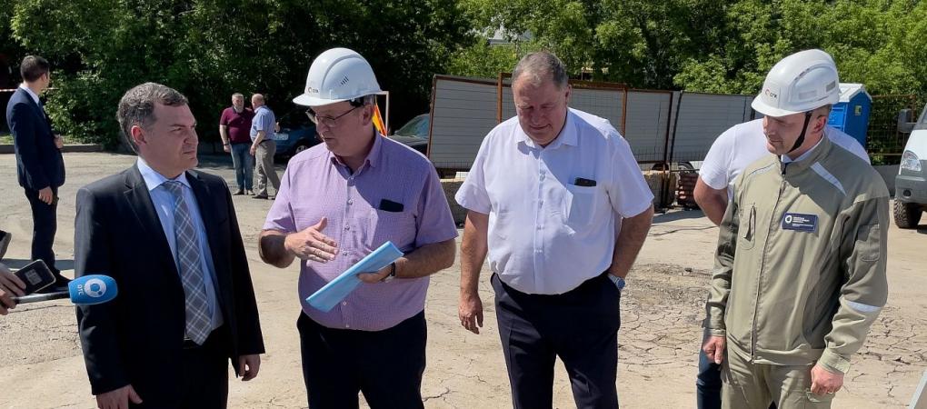 В Новосибирске энергетики меняют теплосети на 25 участках