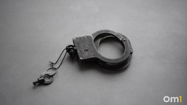 В Омске будут судить жителя Якутска, который до смерти избил ногами своего товарища